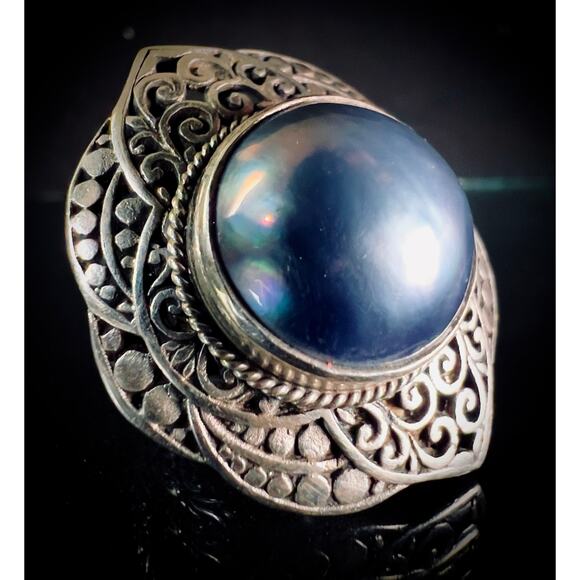 None Jewelry - Large Vintage Mabe Pearl Bali Filigree Ring